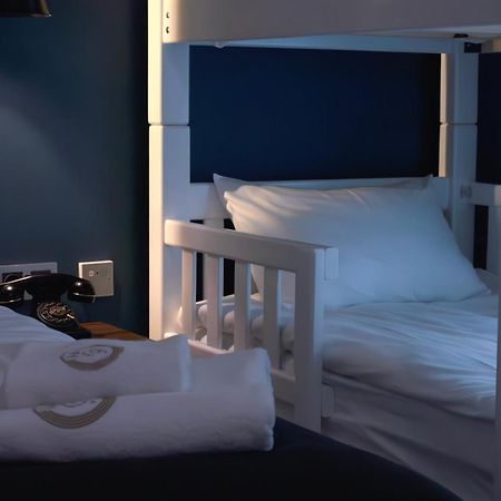 Hotel Twenties Tbilisi - Stay & Dine Buitenkant foto