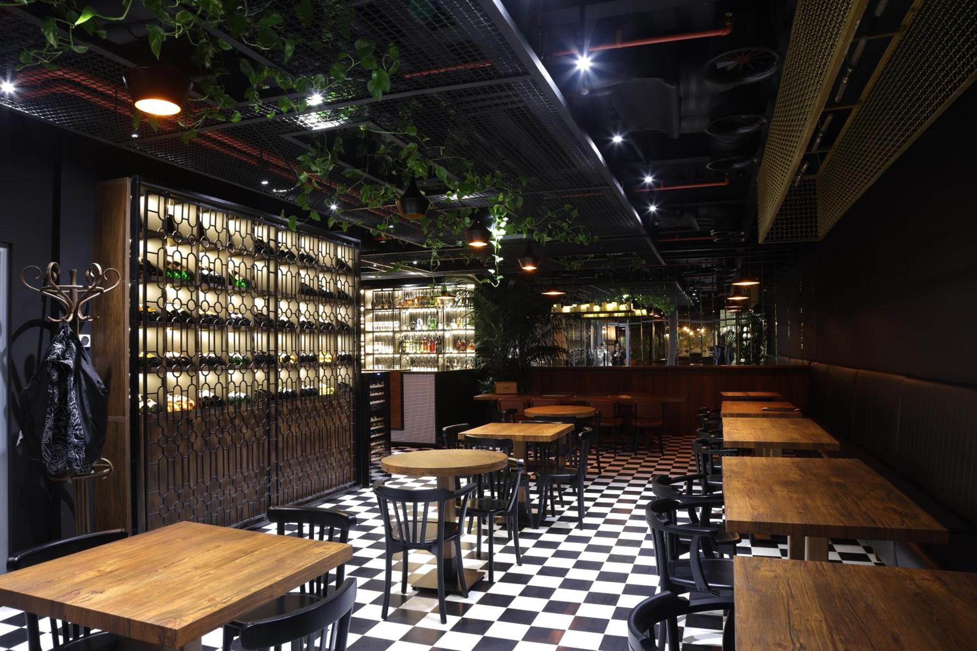 Hotel Twenties Tbilisi - Stay & Dine Buitenkant foto