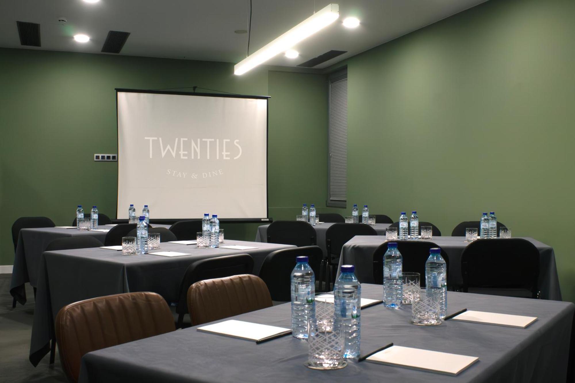 Hotel Twenties Tbilisi - Stay & Dine Buitenkant foto